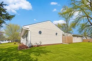 7700 Sierra Pkwy, Brooklyn Park, MN 55444 - Photo 18