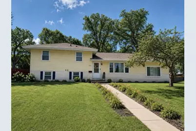 7700 Sierra Parkway, Brooklyn Park, MN 55444 - Photo 2