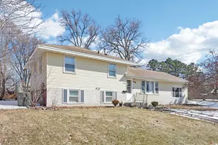 7700 Sierra Pkwy, Brooklyn Park, MN 55444 - Photo 2