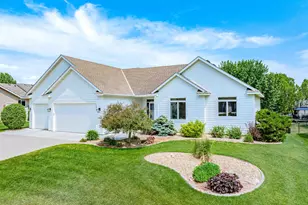 1874 Tierney Dr, Hastings, MN 55033 - Photo 4