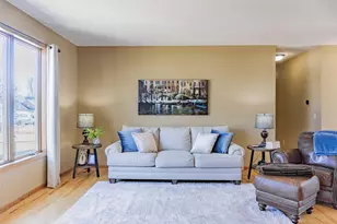 1874 Tierney Dr, Hastings, MN 55033 - Photo 16