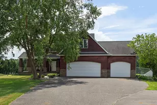 12621 246th St, Chisago City, MN 55013 - Photo 2