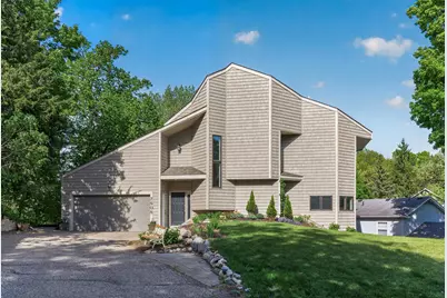 7508 W 77th Street, Chaska, MN 55318 - Photo 2