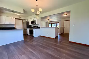 7208 Bryant Ave N, Brooklyn Center, MN 55430 - Photo 8