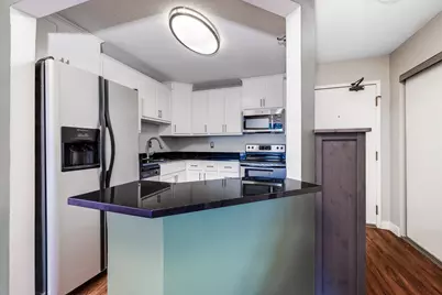 78 10th Street E #506, Saint Paul, MN 55101 - Photo 2
