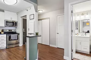 78 10th St E, Saint Paul, MN 55101 - Photo 32