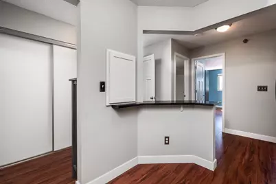 78 10th Street E #506, Saint Paul, MN 55101 - Photo 4