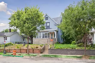 1037 Kent St, Saint Paul, MN 55117 - Photo 1