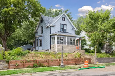 1037 Kent Street, Saint Paul, MN 55117 - Photo 2