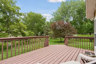 3996 Woodview Drive, Vadnais Heights, MN 55127 - Photo 16