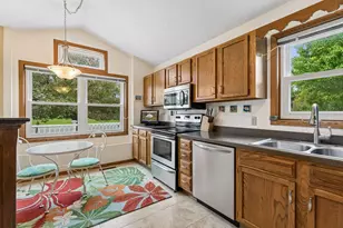 3996 Woodview Dr, Vadnais Heights, MN 55127 - Photo 6