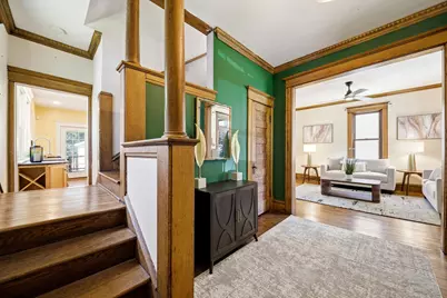 2537 Bryant Avenue S, Minneapolis, MN 55405 - Photo 2