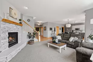 17662 Hayes Ave, Lakeville, MN 55044 - Photo 6