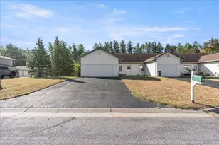 2401 Hillcrest Dr, Brainerd, MN 56401 - Photo 2