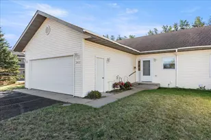 2401 Hillcrest Dr, Brainerd, MN 56401 - Photo 1
