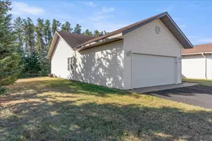 2401 Hillcrest Dr, Brainerd, MN 56401 - Photo 6