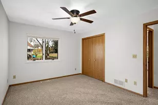 2916 Frank St, Maplewood, MN 55109 - Photo 18