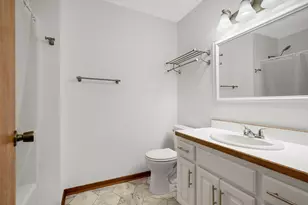 2916 Frank St, Maplewood, MN 55109 - Photo 28