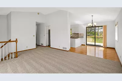2916 Frank Street, Maplewood, MN 55109 - Photo 8