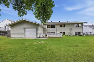 630 Appletree Ln, Moorhead, MN 56560 - Photo 28