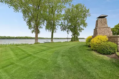 22447 Dodge Court, Faribault, MN 55021 - Photo 58