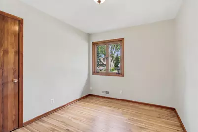 320 113th Avenue NE, Blaine, MN 55434 - Photo 36