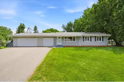 320 113th Avenue NE, Blaine, MN 55434 - Photo 1