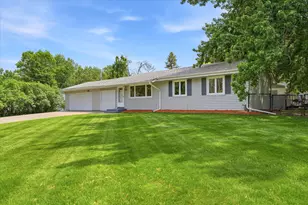 320 113th Ave NE, Blaine, MN 55434 - Photo 2