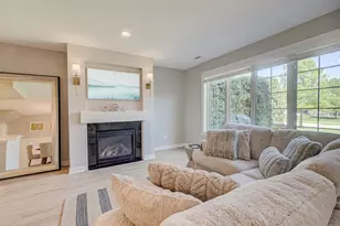 395 Valley Commons, Hudson, WI 54016 - Photo 6