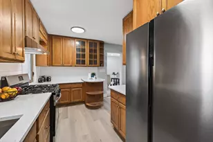 31 Demont Ave E, Little Canada, MN 55117 - Photo 10