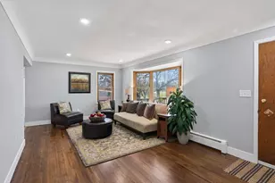 31 Demont Ave E, Little Canada, MN 55117 - Photo 2