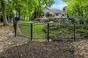 8551 Summit Oaks Bay, Savage, MN 55378 - Photo 40
