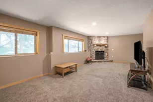 9918 Kiwi Ave N, Brooklyn Park, MN 55443 - Photo 28