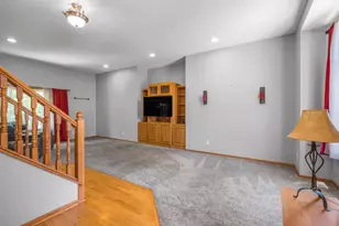9918 Kiwi Ave N, Brooklyn Park, MN 55443 - Photo 4