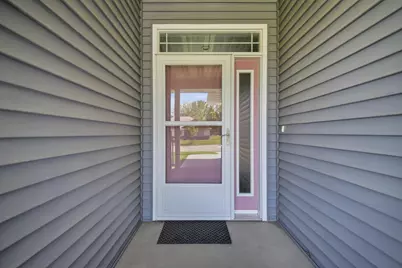 1562 Eagle Ridge Street NE, Owatonna, MN 55060 - Photo 2