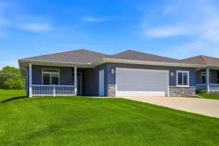 1562 Eagle Ridge St NE, Owatonna, MN 55060 - Photo 36