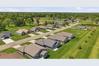 1562 Eagle Ridge Street NE, Owatonna, MN 55060 - Photo 30