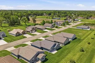 1562 Eagle Ridge St NE, Owatonna, MN 55060 - Photo 30