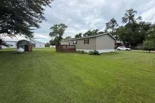 751 Dewey St, Walnut Grove, MN 56180 - Photo 24