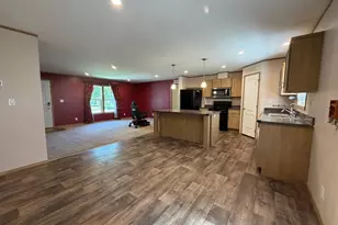 751 Dewey St, Walnut Grove, MN 56180 - Photo 4