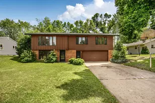 1036 24th Ave N, Saint Cloud, MN 56303 - Photo 1