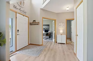 20386 Enright Way, Farmington, MN 55024 - Photo 2