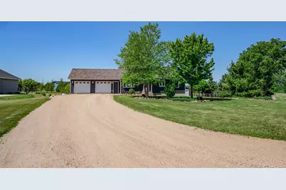 13010 212th Avenue NE, New London, MN 56273 - Photo 4
