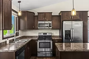 9420 Toledo Ln N, Brooklyn Park, MN 55443 - Photo 12