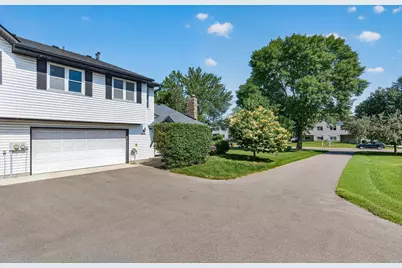 3608 Gershwin Lane N, Oakdale, MN 55128 - Photo 26