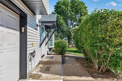 3608 Gershwin Lane N, Oakdale, MN 55128 - Photo 28
