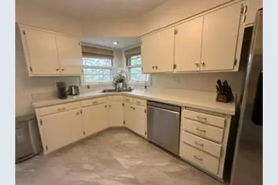 20515 Manor Road, Excelsior, MN 55331 - Photo 2