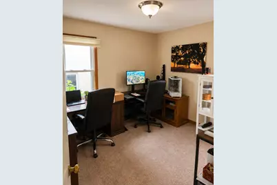 2111 Fremont Avenue E, Saint Paul, MN 55119 - Photo 4