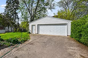 2111 Fremont Ave E, Saint Paul, MN 55119 - Photo 2