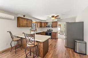 8290 Angus Ave, Inver Grove Heights, MN 55077 - Photo 12